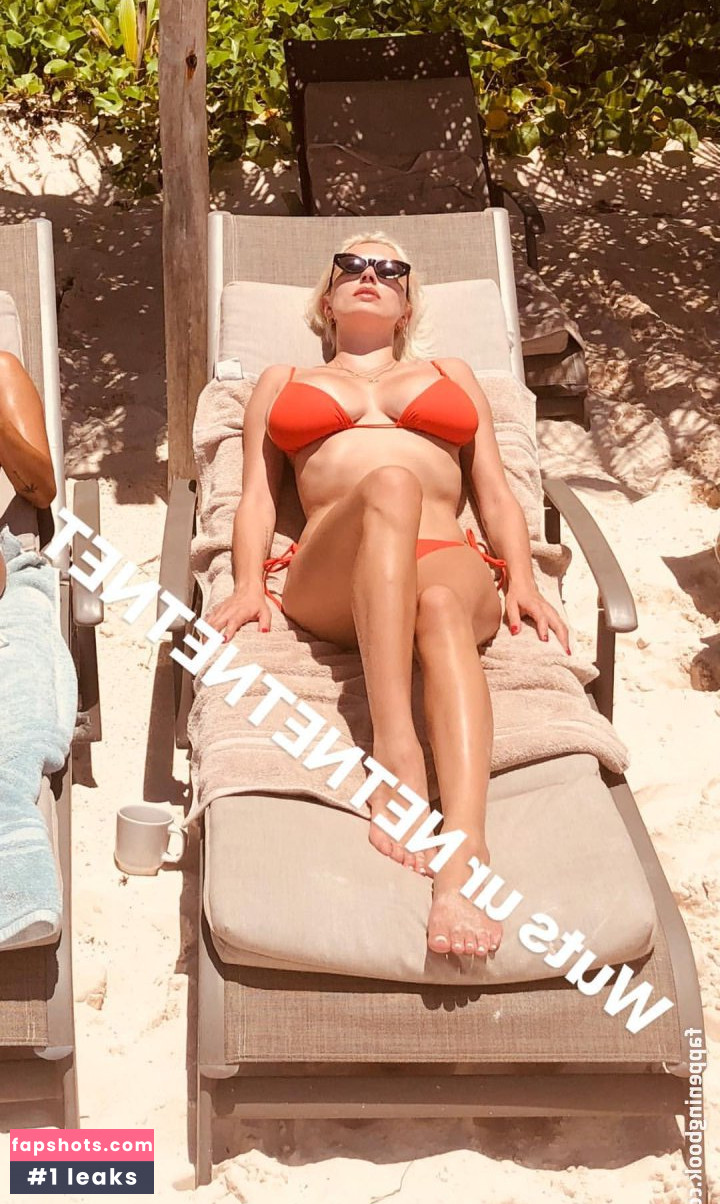 Caroline Vreeland Nude Leaks OnlyFans Photos #2417 - LeakJerk