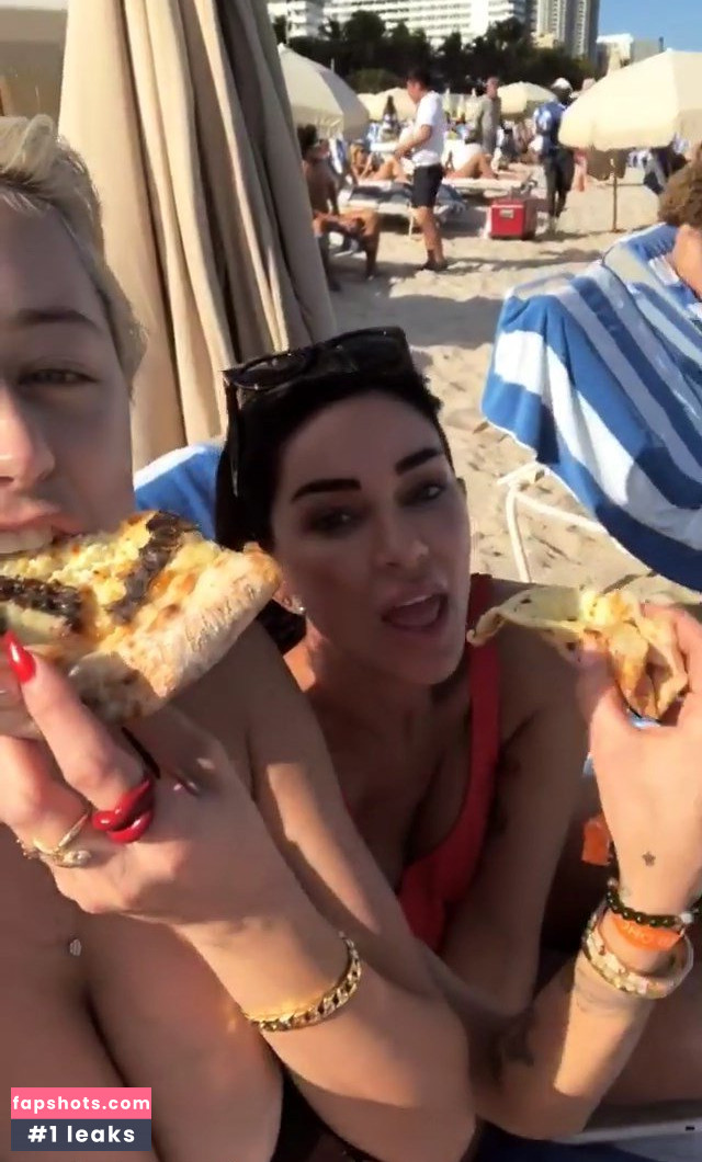 Caroline Vreeland gallery photo #2566