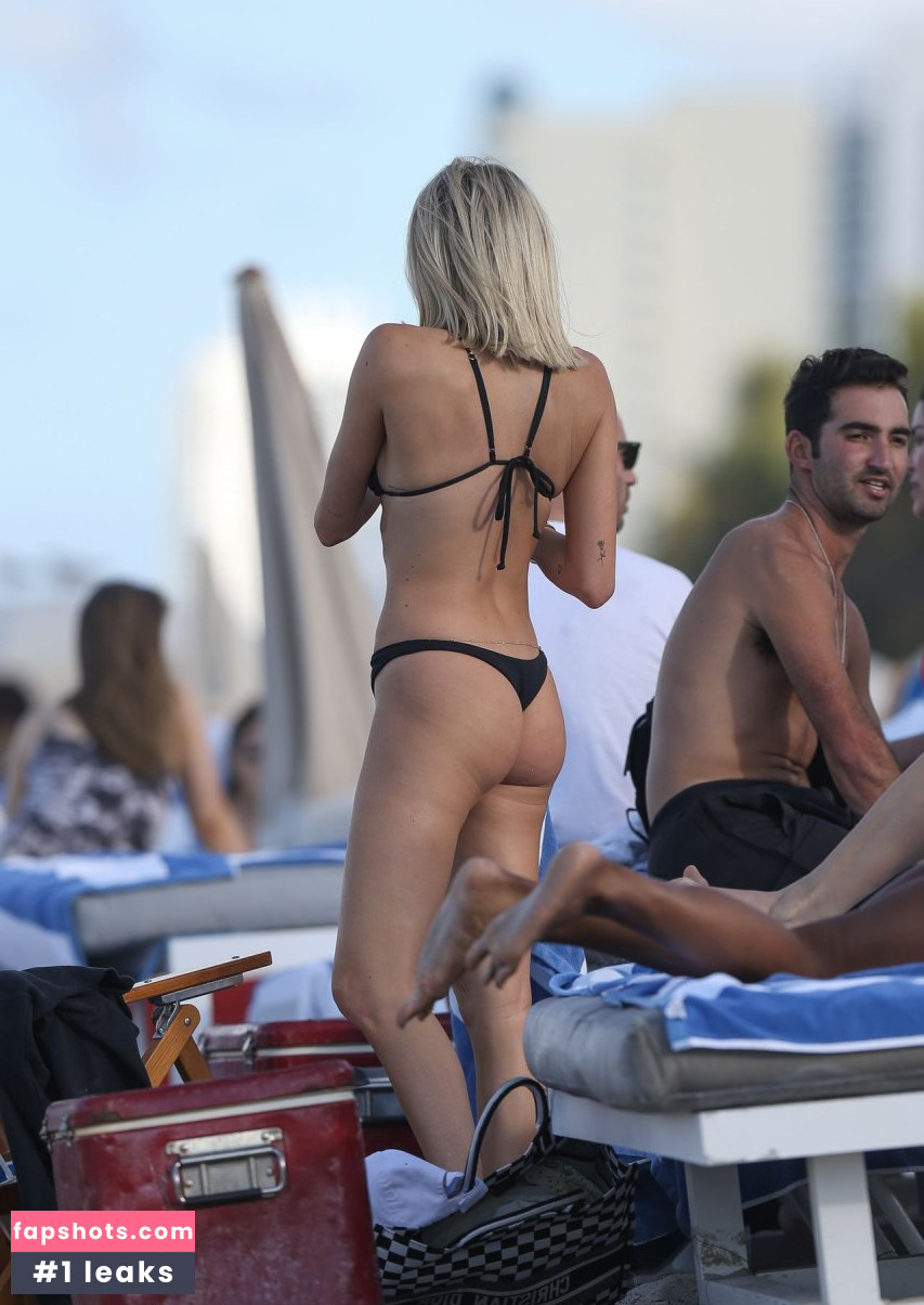 Caroline Vreeland gallery photo #2586