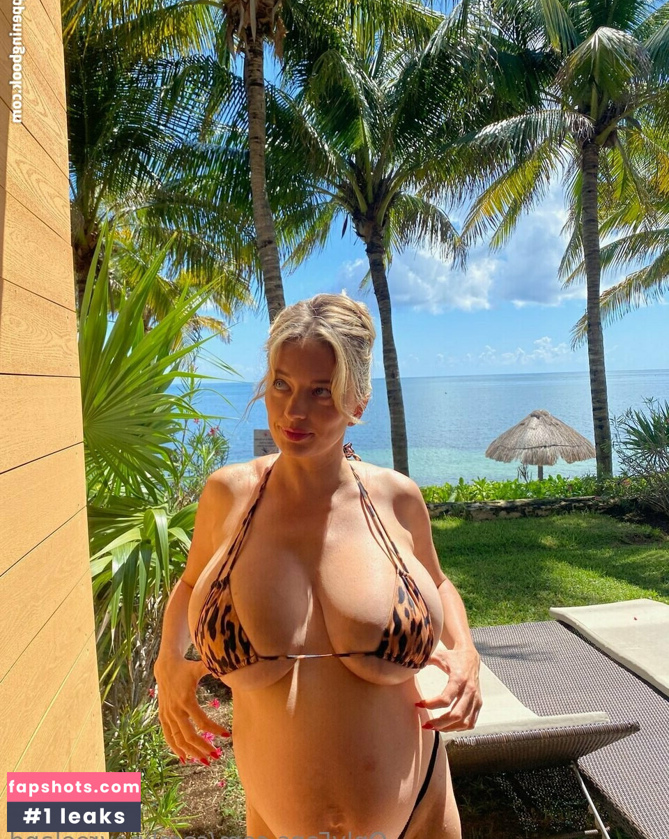 Caroline Vreeland gallery photo #403