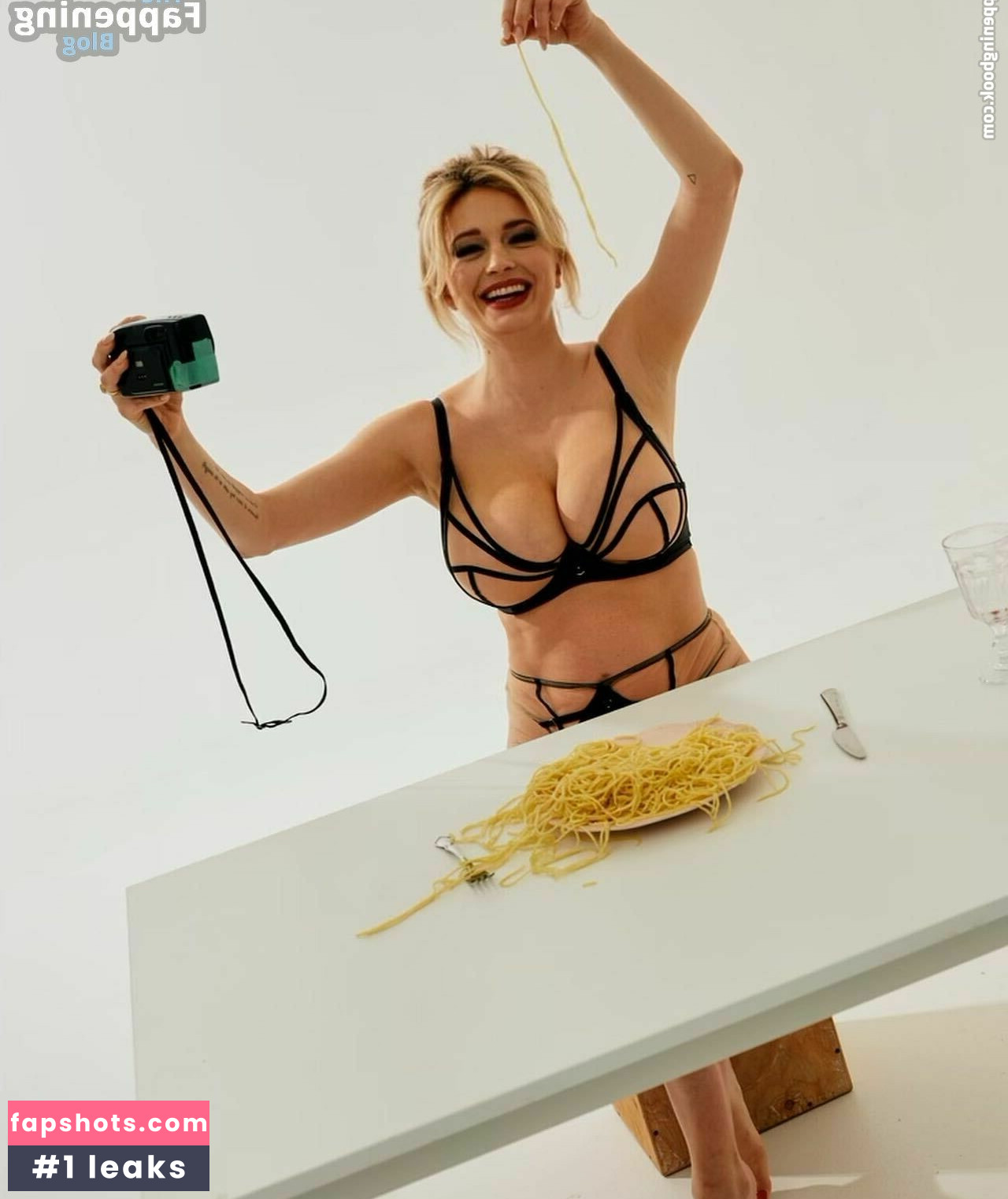 Caroline Vreeland gallery photo #696