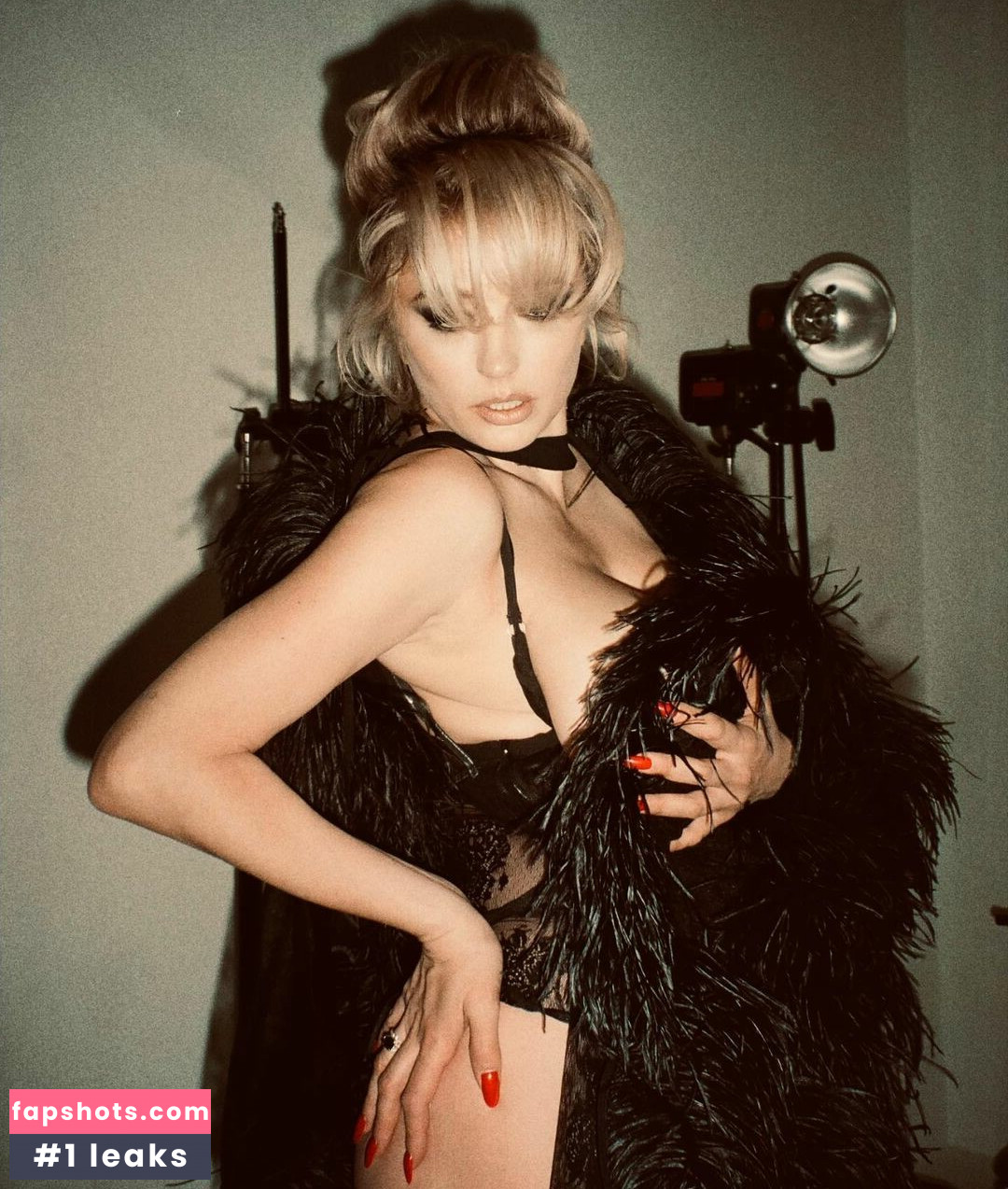 Caroline Vreeland gallery photo #752