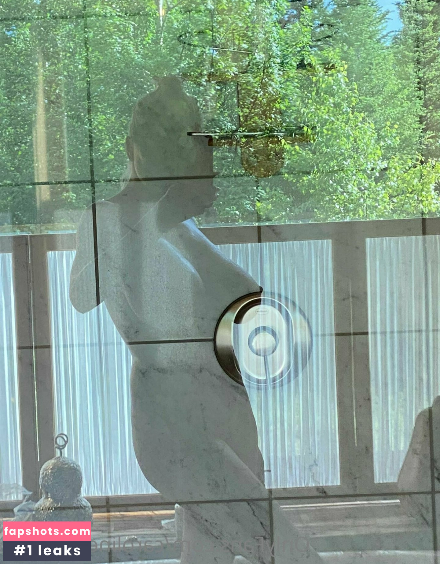 Caroline Vreeland gallery photo #889