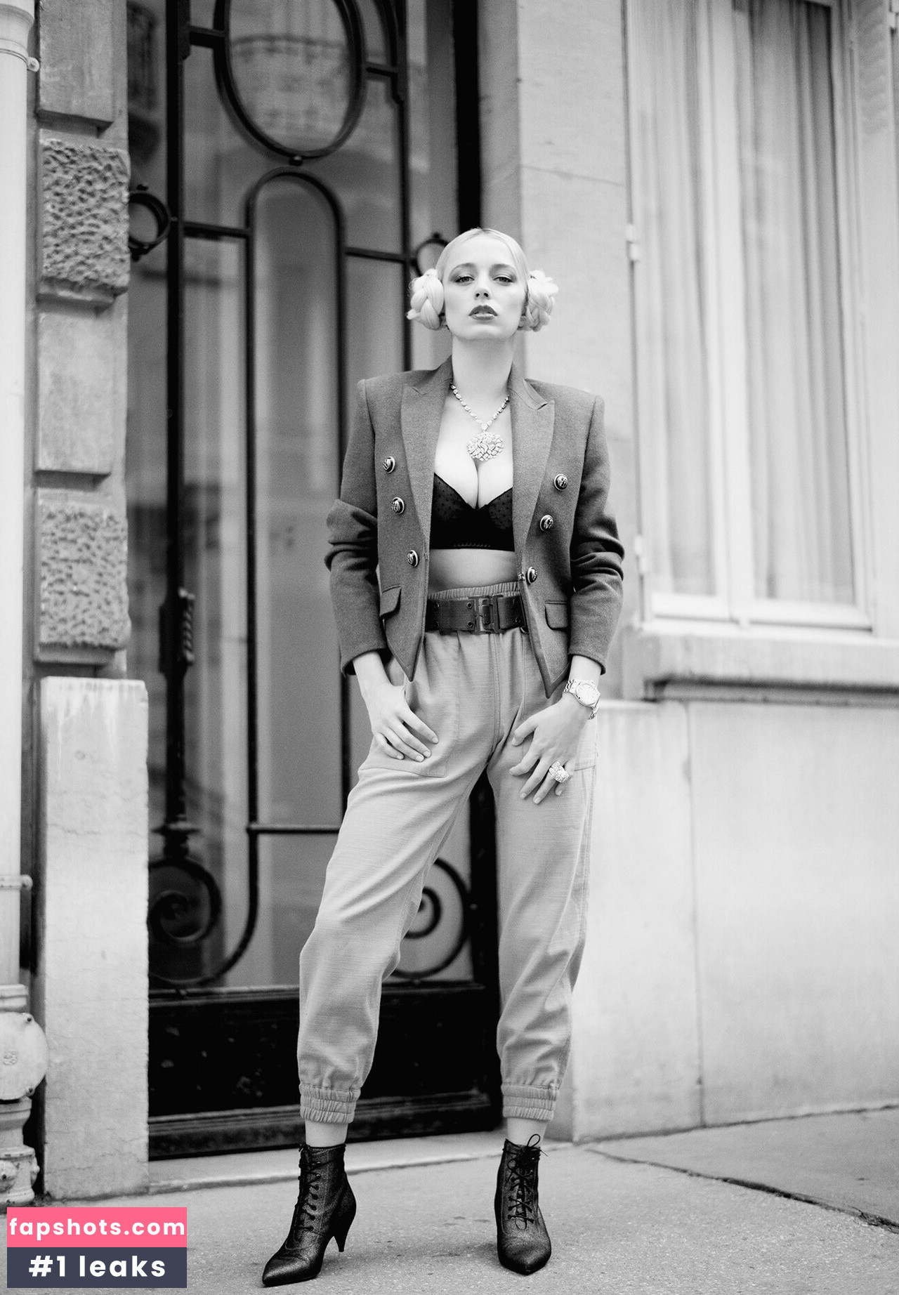 Caroline Vreeland gallery photo #915