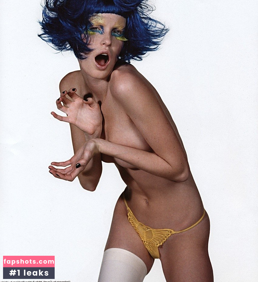 Caroline Winberg gallery photo #66