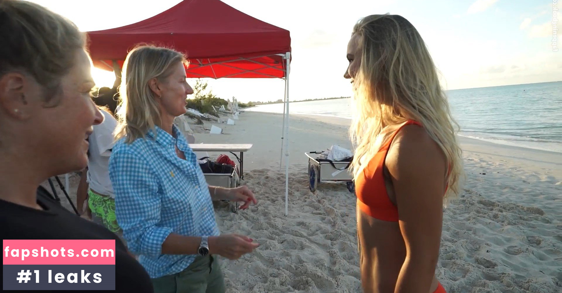 Caroline Wozniacki gallery photo #113