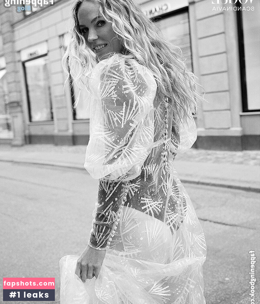 Caroline Wozniacki gallery photo #13