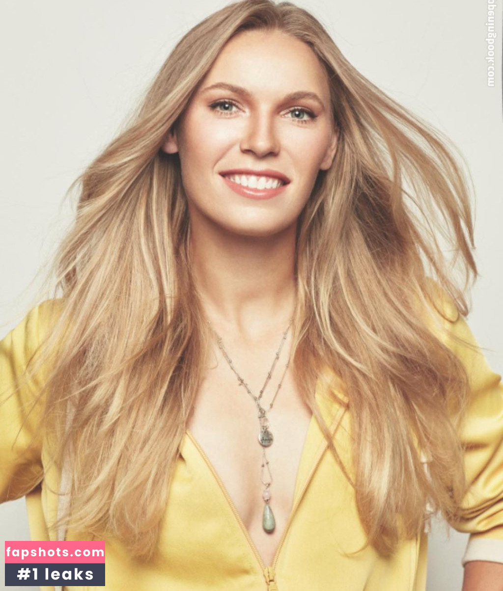 Caroline Wozniacki gallery photo #155