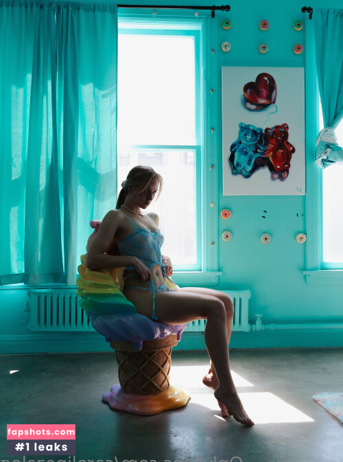 Caroline Zalog gallery photo #882