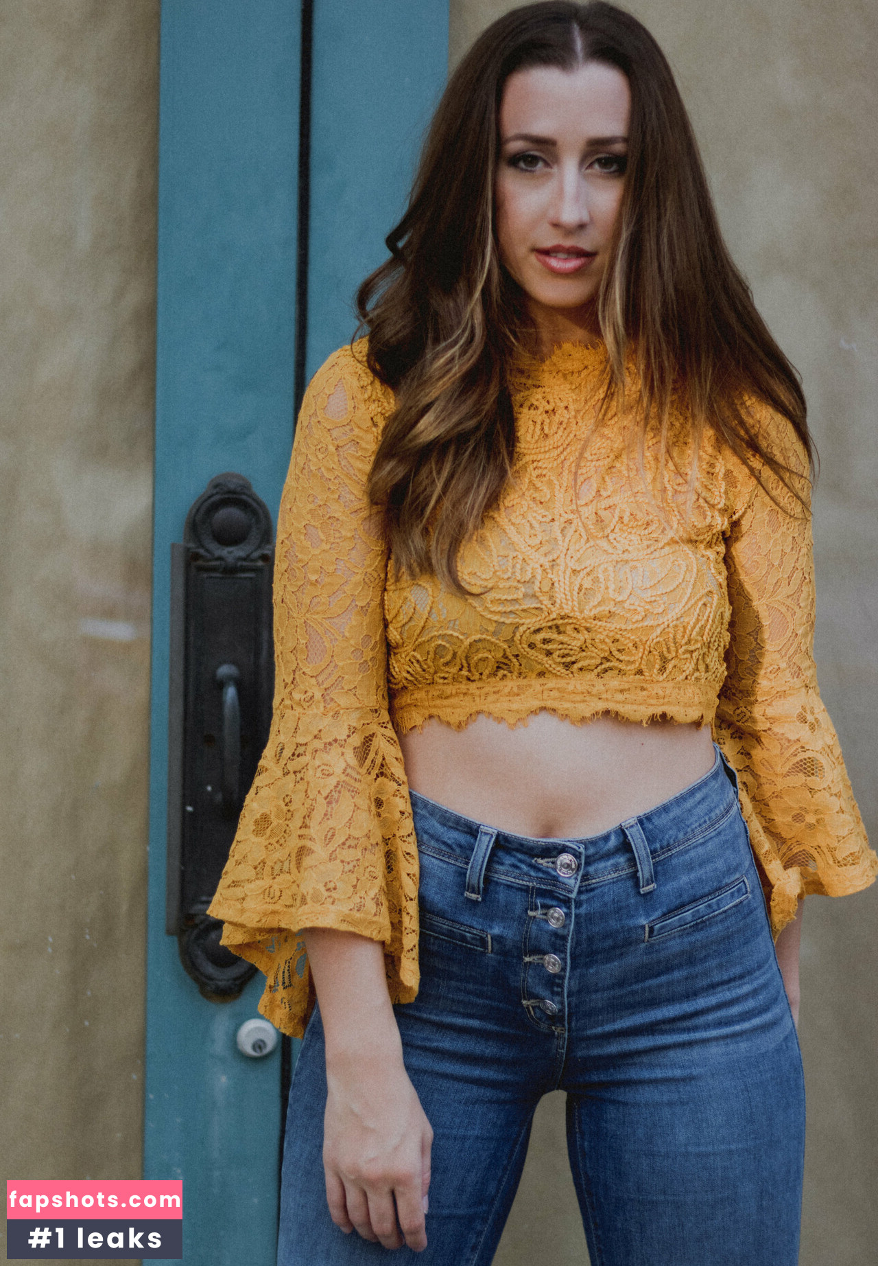 CarolineJ Filtración Desnuda OnlyFans Foto #2 - Fapshots