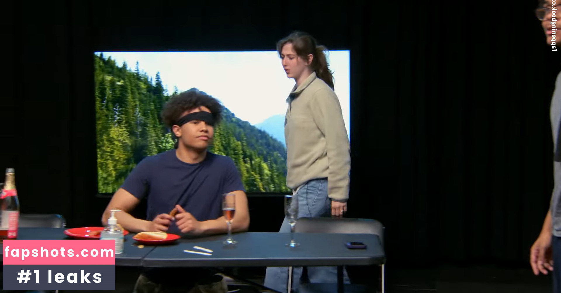 carolinekonstnar Nude Leaks OnlyFans Photos #5 - LeakJerk