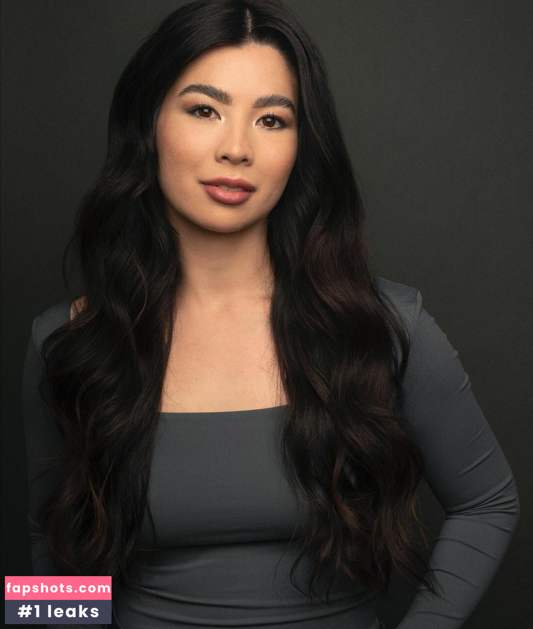 CarolineKwan gallery photo #128