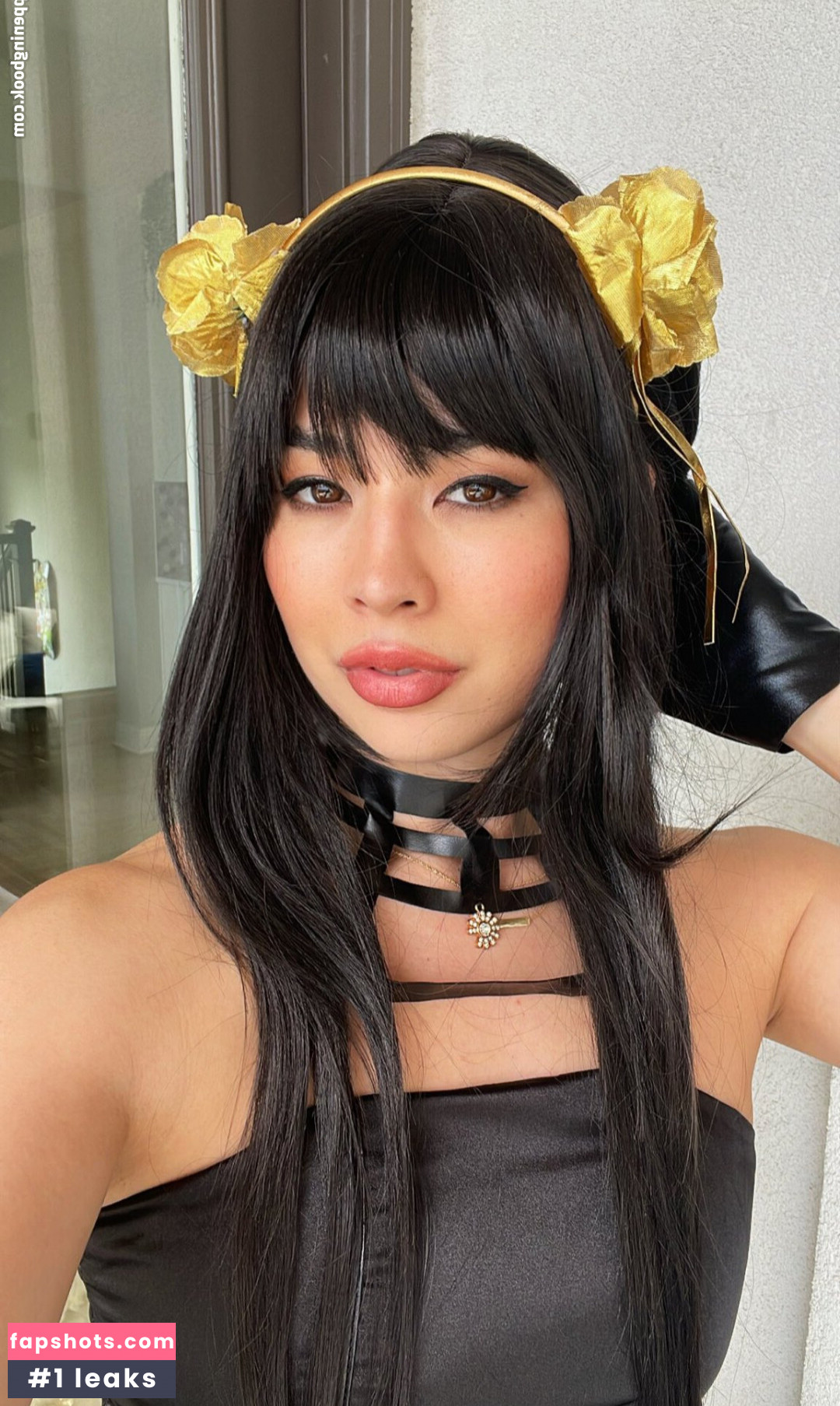 CarolineKwan gallery photo #152