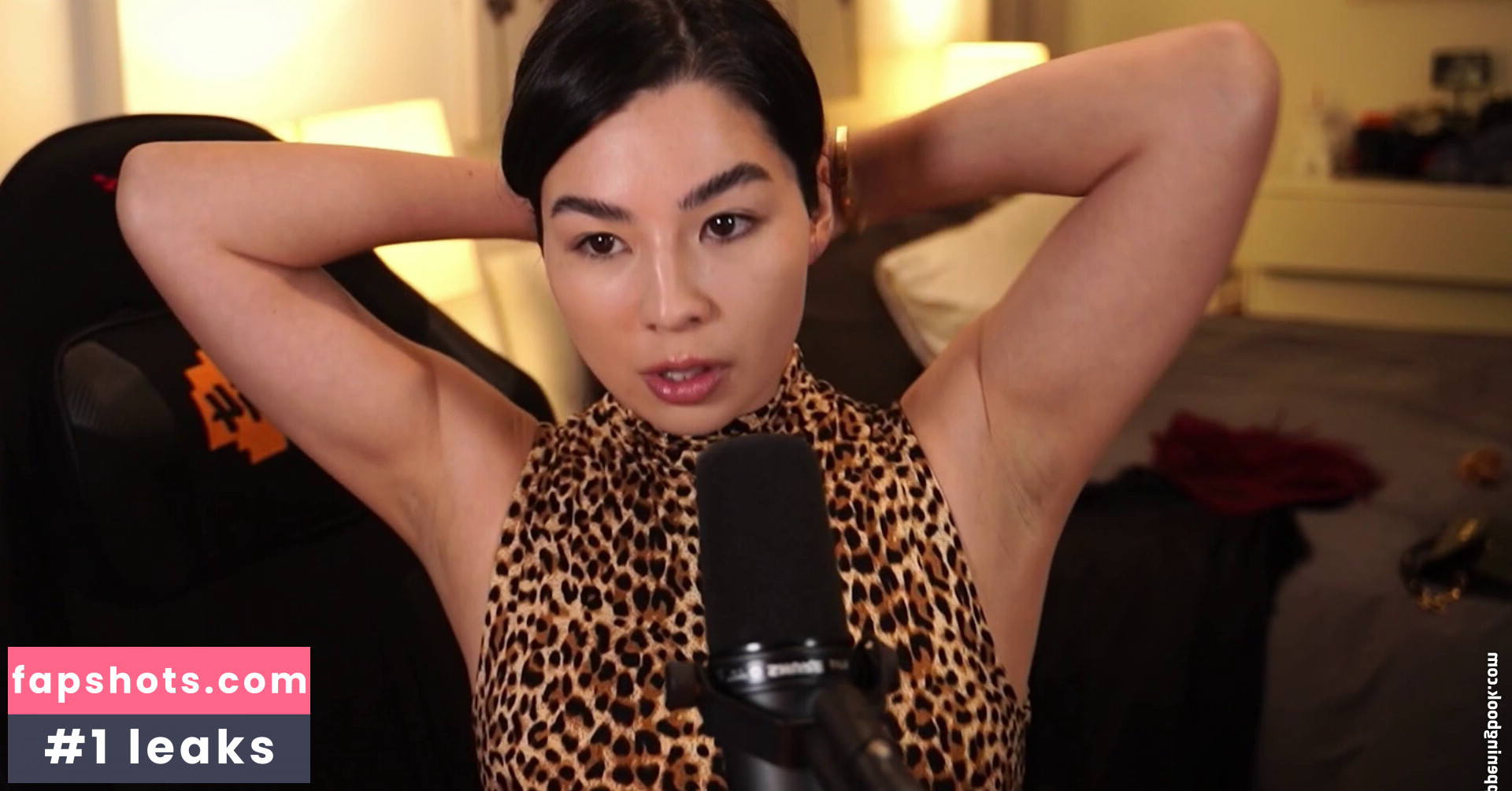 CarolineKwan gallery photo #17