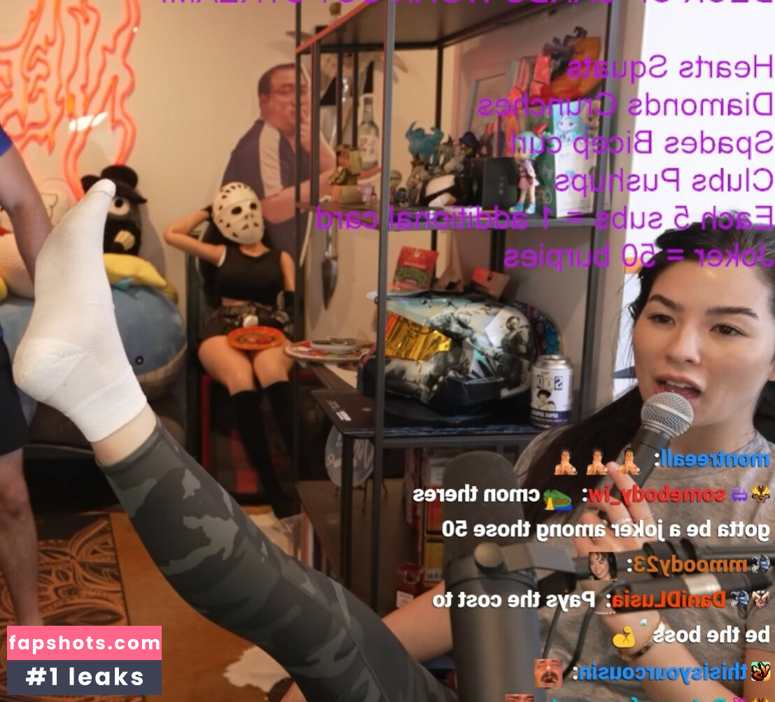 CarolineKwan gallery photo #64