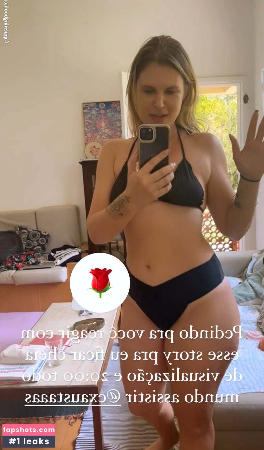 Carolinie Figueiredo gallery photo #2