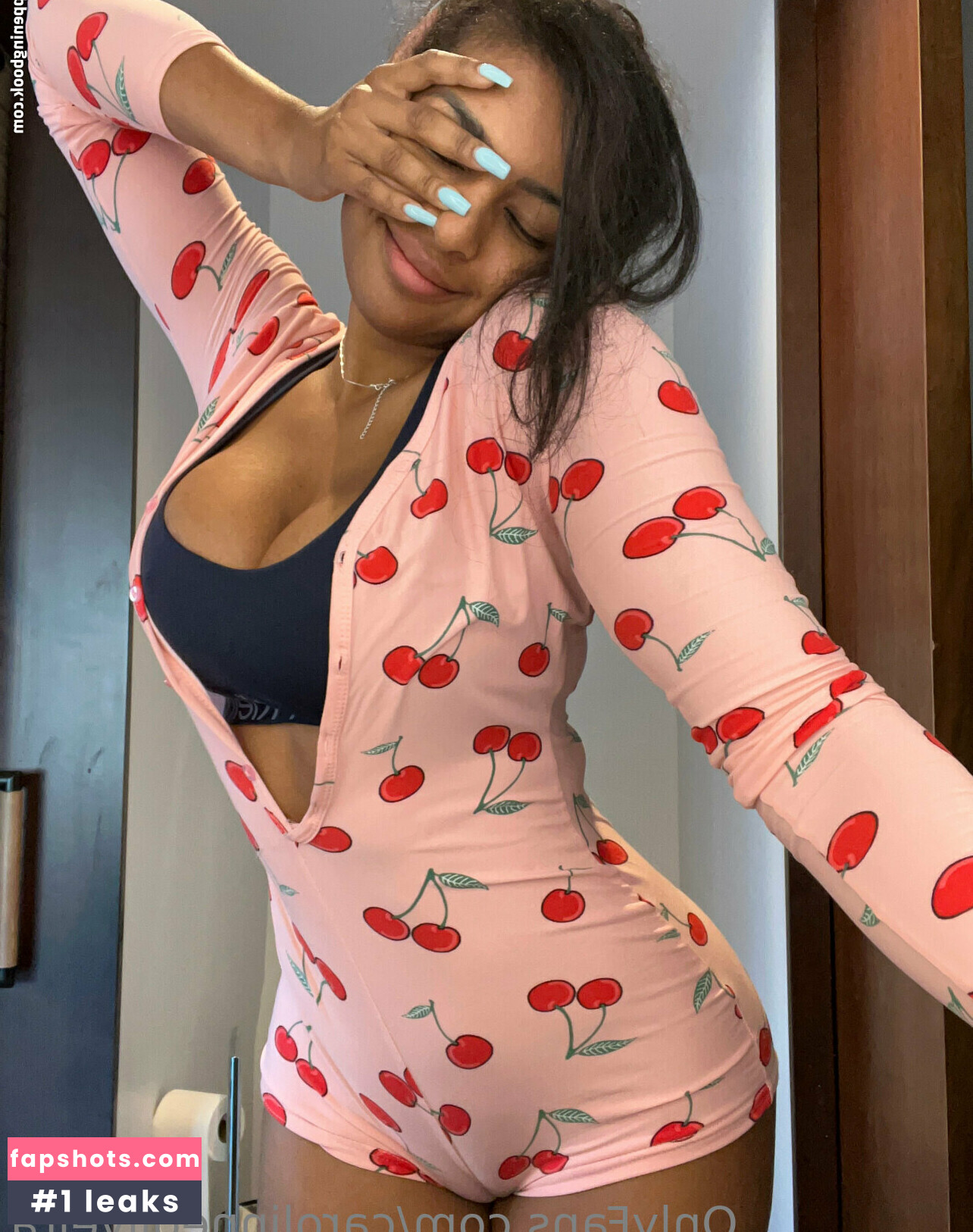 carolinneoliveira Nude Leaks OnlyFans Photos #3 - LeakJerk