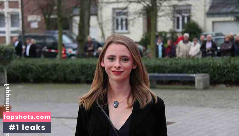 Carolyn Genzkow gallery photo #4