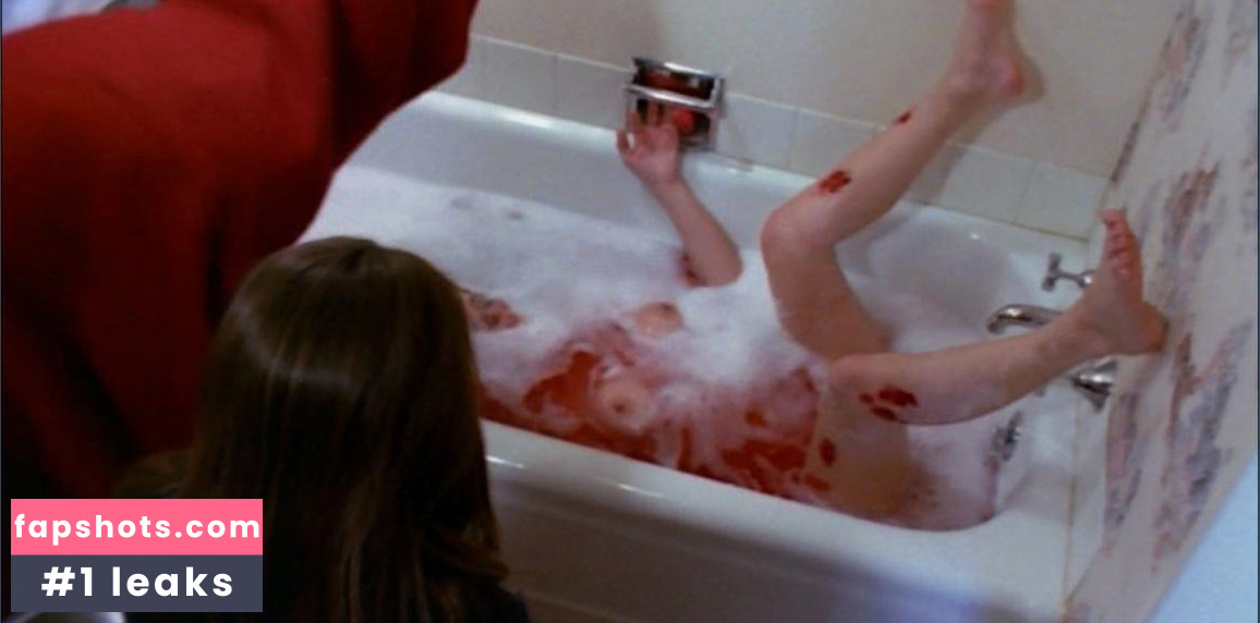 Carolyn Stellar gallery photo #3