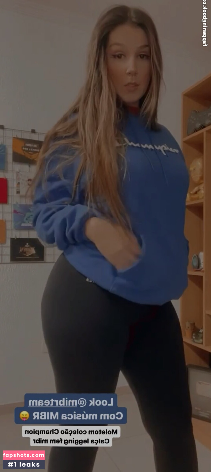 Carolzinha Nude Leaks OnlyFans Photos #38 - LeakJerk