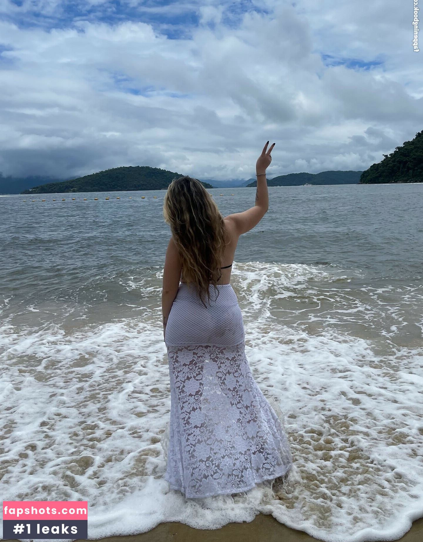 Carolzinha Filtración Desnuda OnlyFans Foto #10 - Fapshots