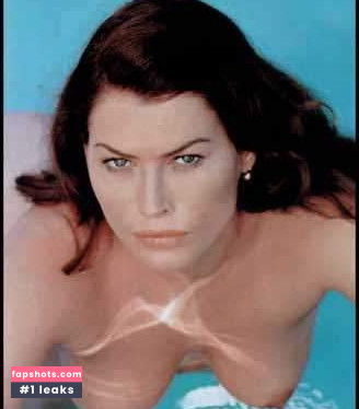 Carré Otis gallery photo #32