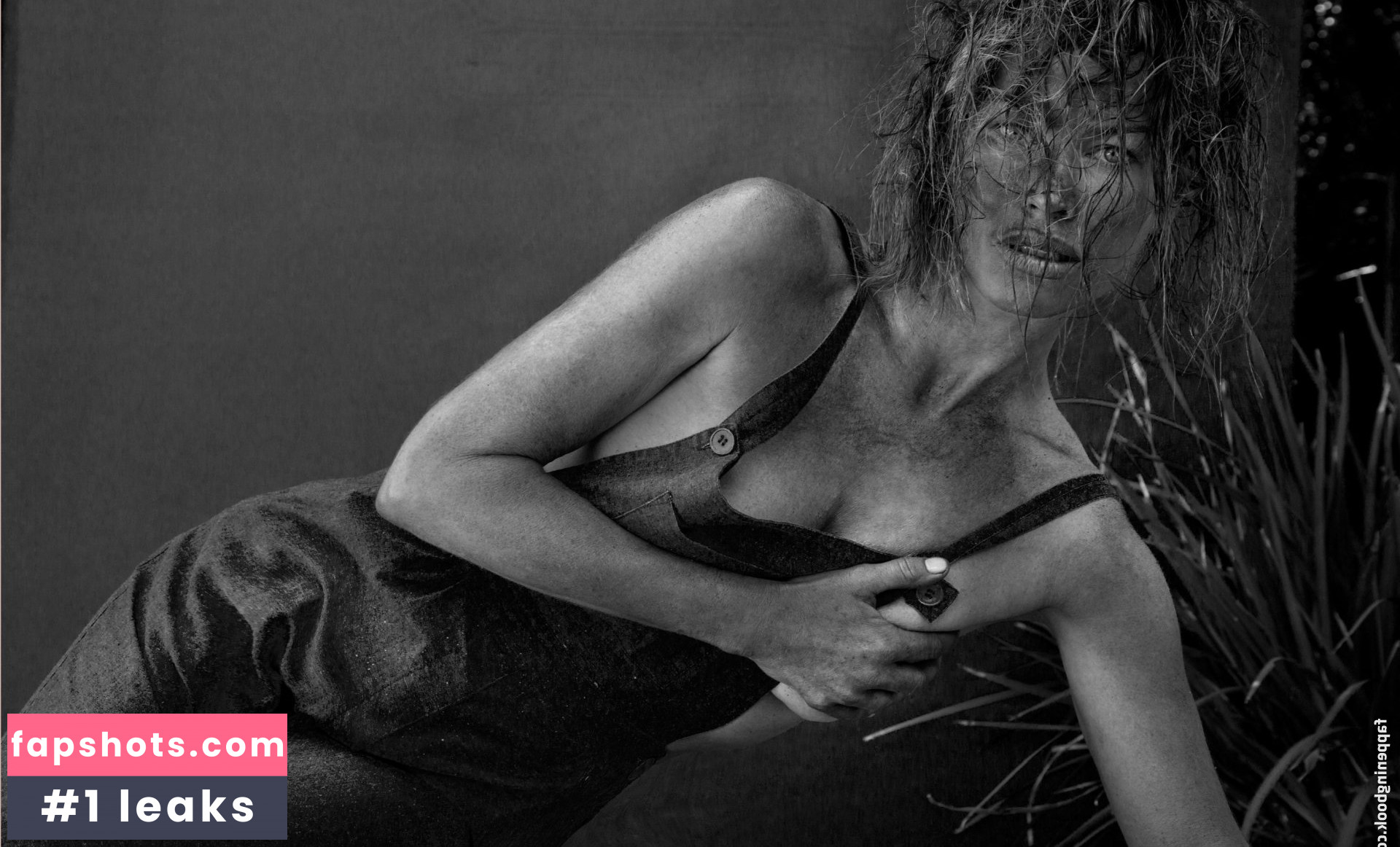 Carré Otis gallery photo #53