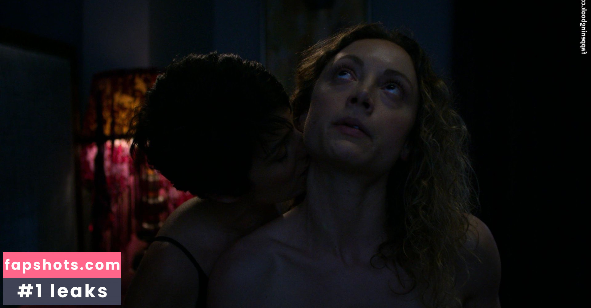 Carrie-Anne Moss gallery photo #107