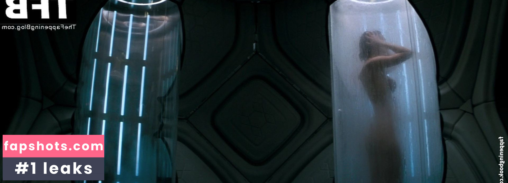 Carrie-Anne Moss gallery photo #16