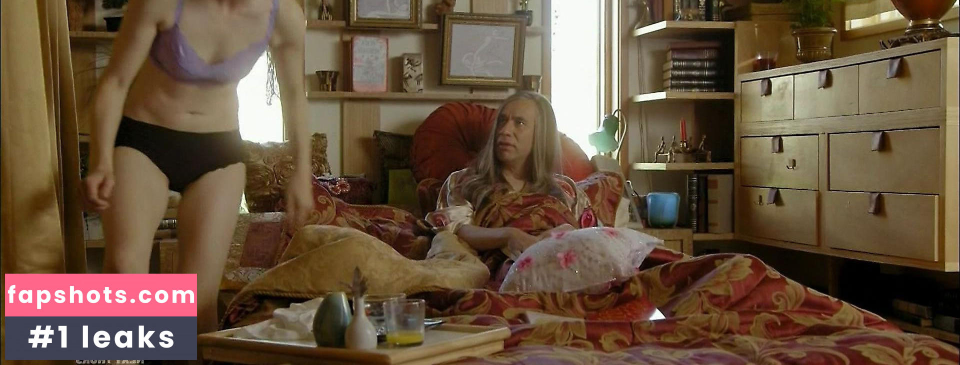 Carrie Brownstein Nude Leaks OnlyFans Photos #18 - LeakJerk