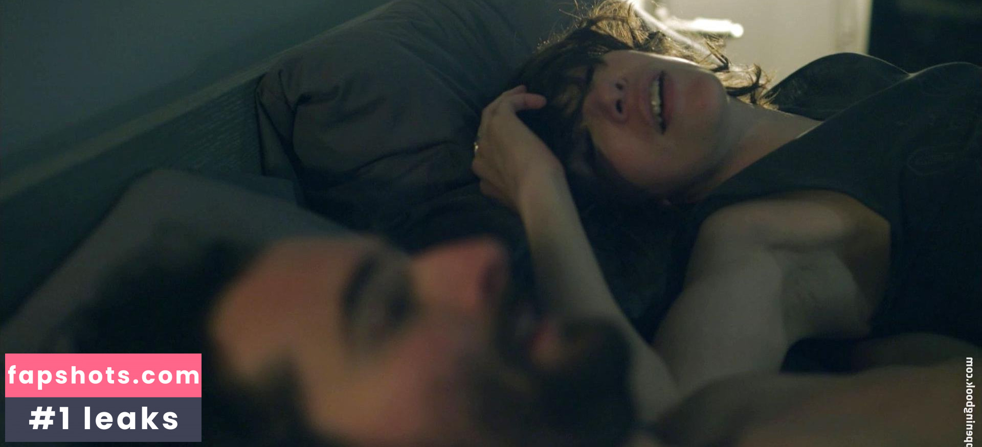 Carrie Brownstein Nude Leaks OnlyFans Photos #3 - LeakJerk