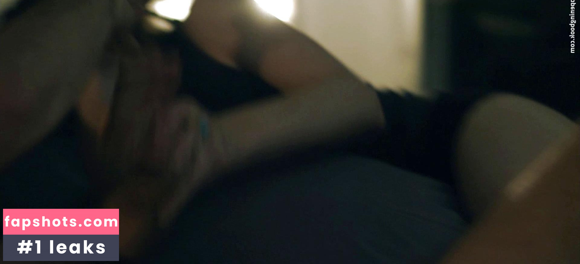 Carrie Brownstein Nude Leaks OnlyFans Photos #4 - LeakJerk