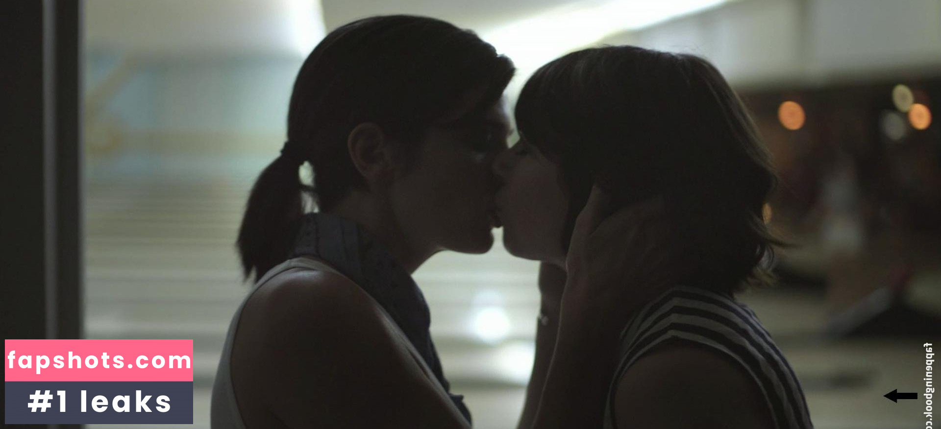 Carrie Brownstein Nude Leaks OnlyFans Photos #5 - LeakJerk