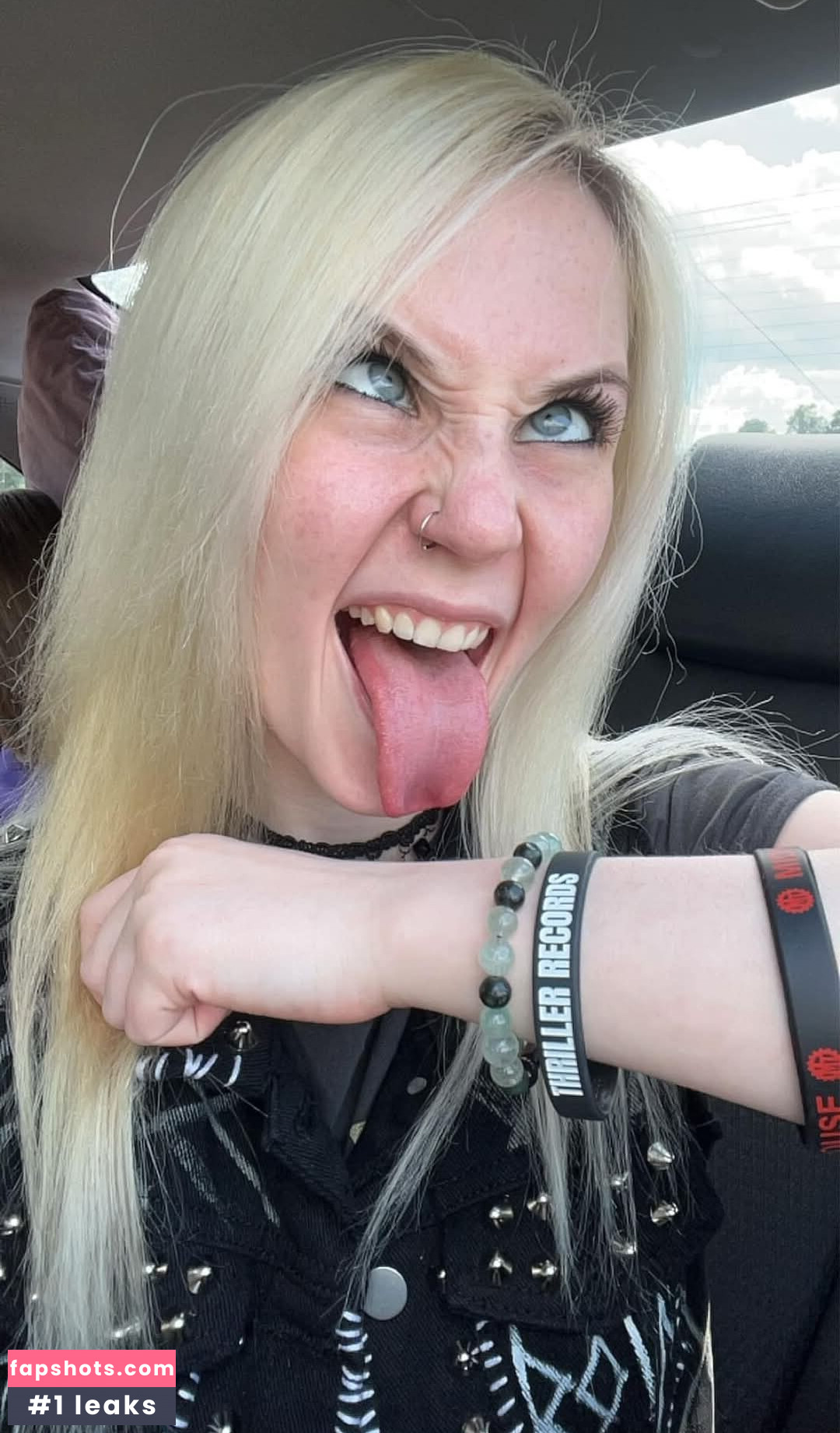 Carrie Cannie gallery photo #76