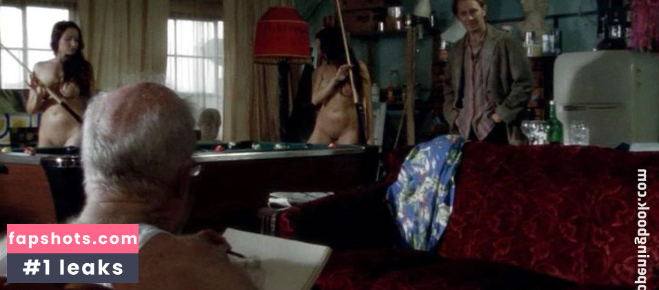 Carrie Clayton gallery photo #3