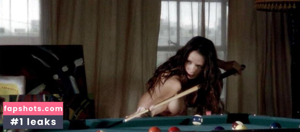 Carrie Clayton gallery photo #4