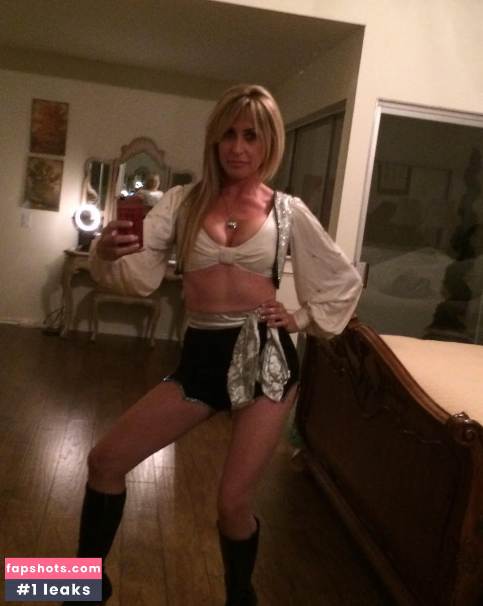 Carrie Michalka gallery photo #14