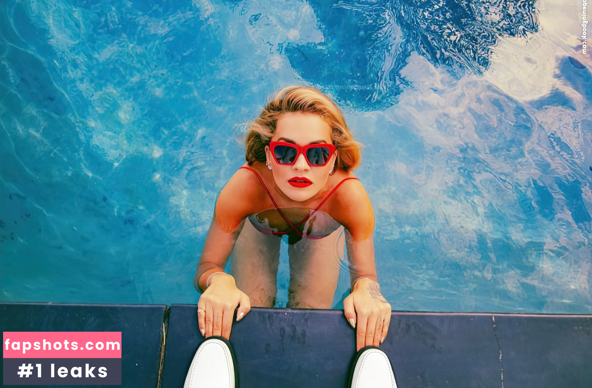 Carrie Stevens gallery photo #90