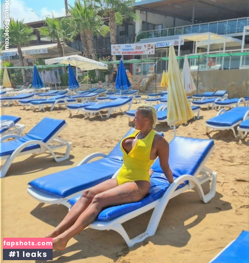 Carro Oberg gallery photo #28