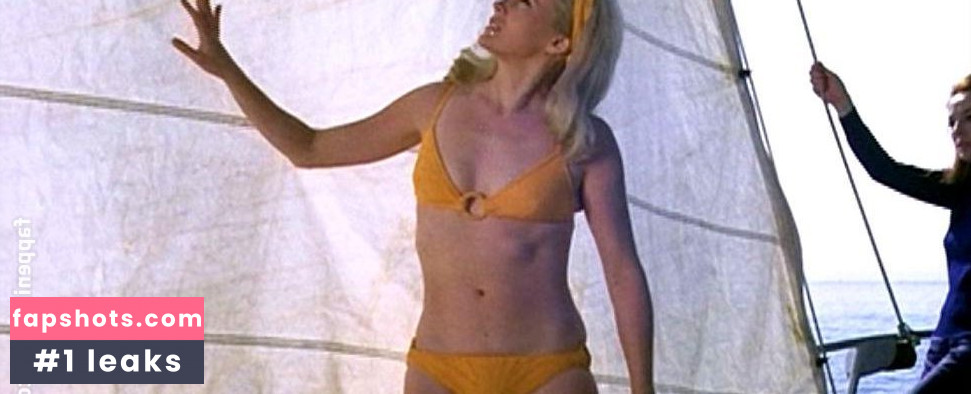 Carroll Baker gallery photo #11