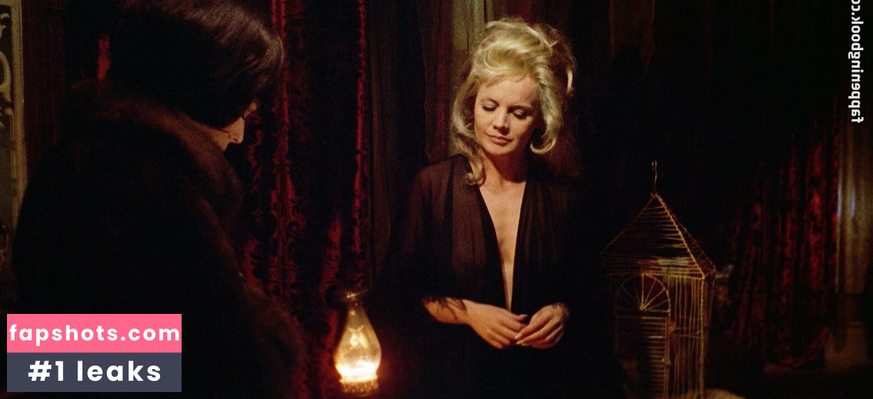 Carroll Baker gallery photo #31