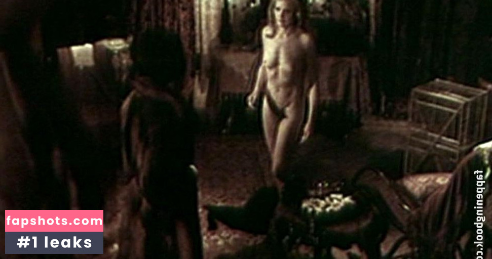 Carroll Baker gallery photo #32