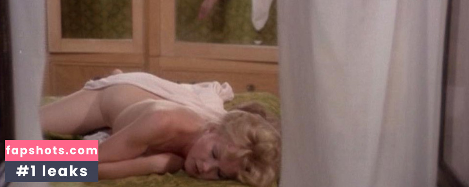 Carroll Baker gallery photo #9