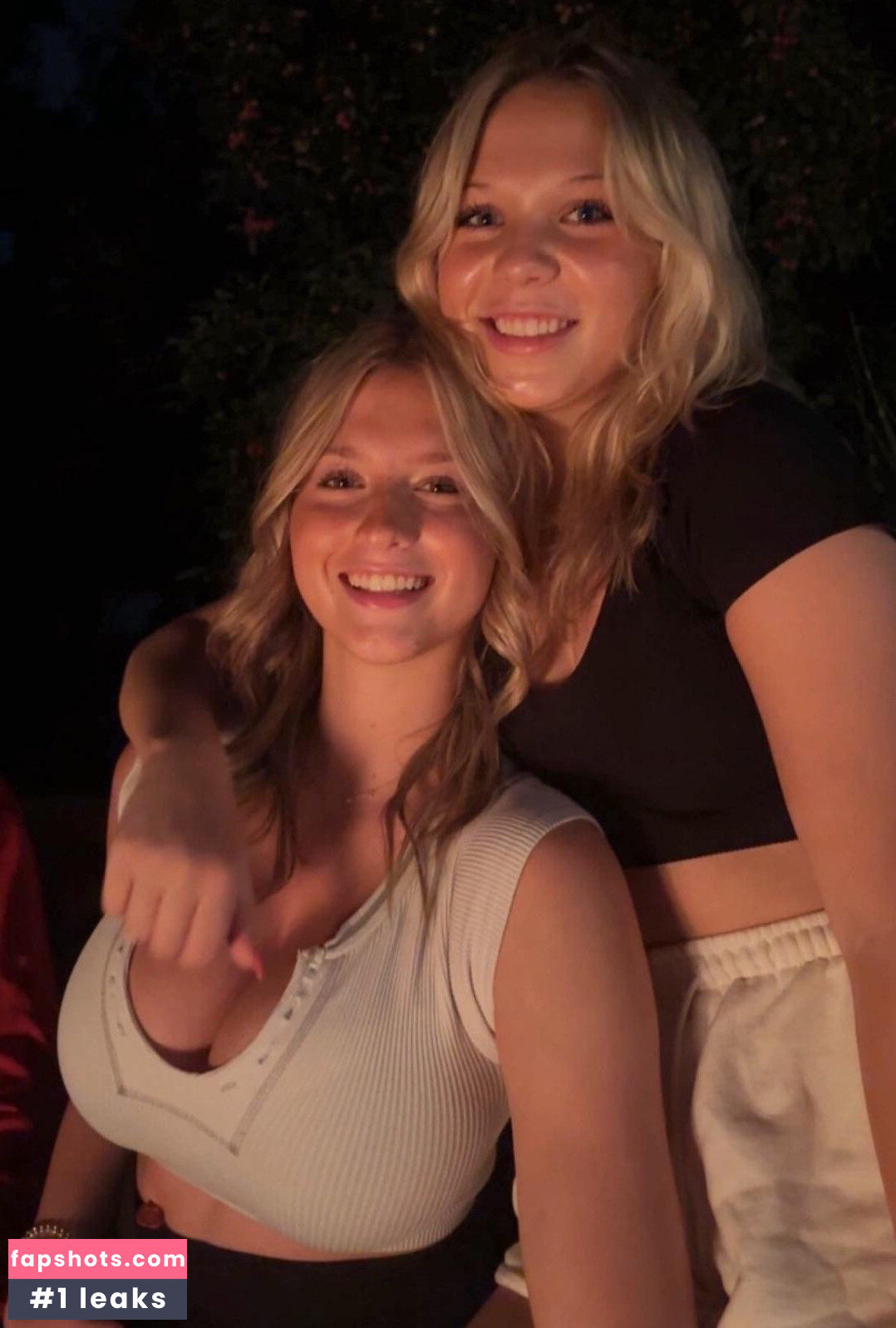 Carsen R nude babe gallery