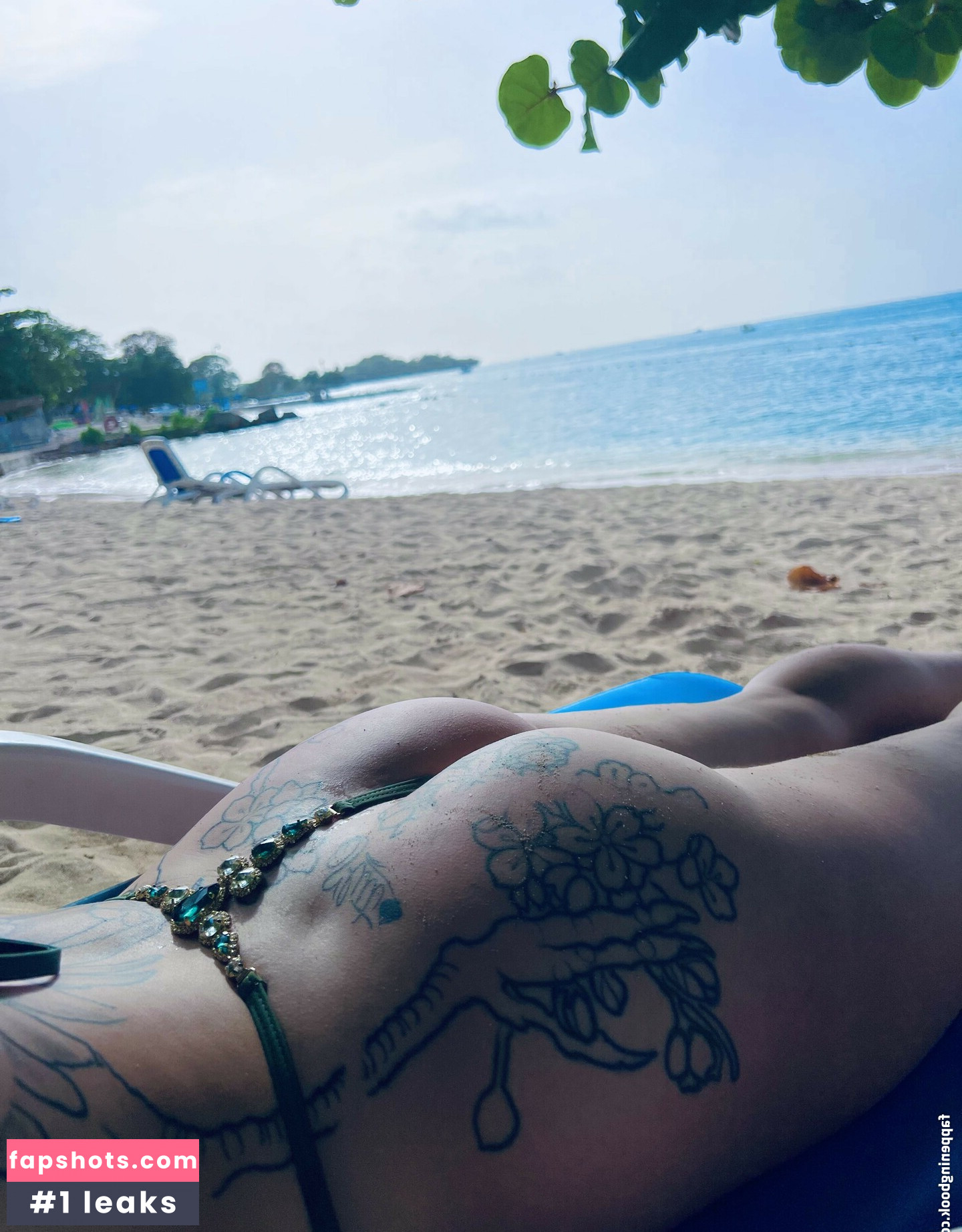 Casi Torres nude babe gallery