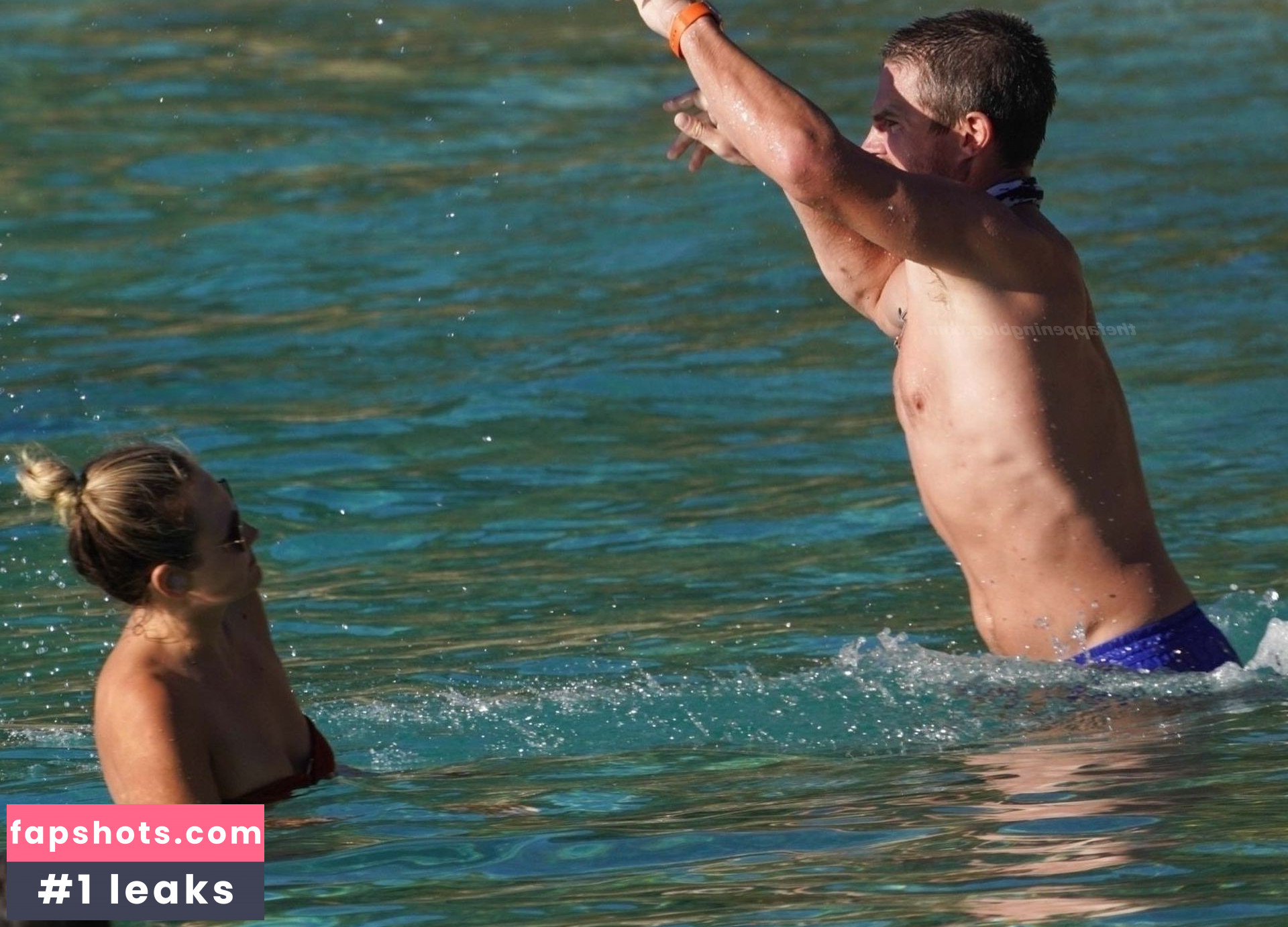 Cassandra Jean Amell gallery photo #7