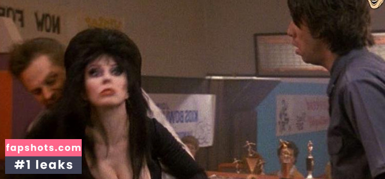 Cassandra Peterson gallery photo #68