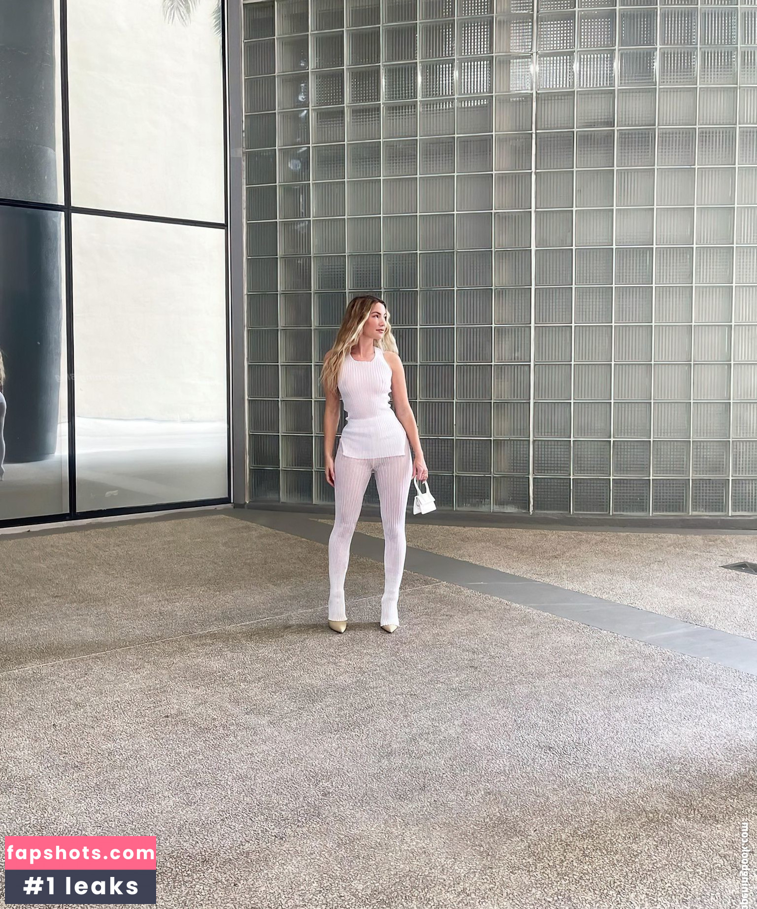 Cassandre Davis Filtración Desnuda OnlyFans Foto #2 - Fapshots