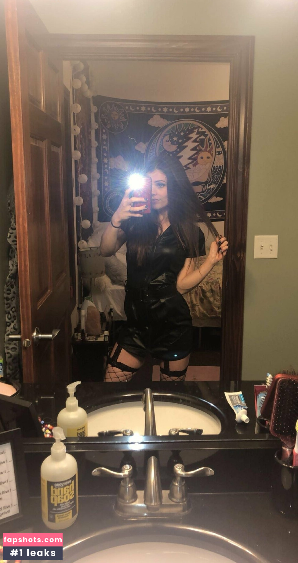 cassidy17 gallery photo #24