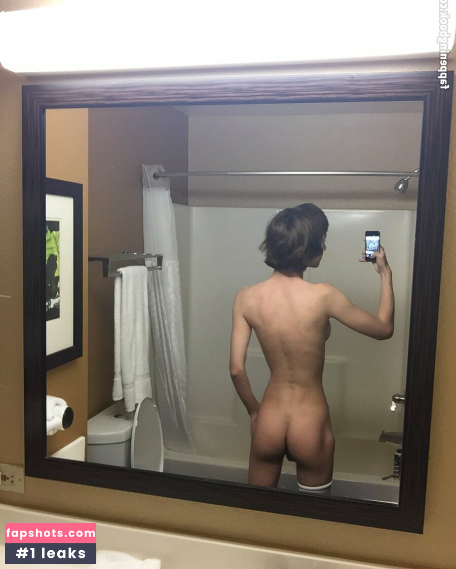 Cassie Brooks Nude Leaks OnlyFans Photos #4 - LeakJerk